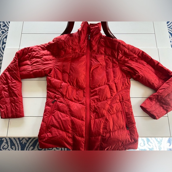 Nau Women’s Large Down Jacket in Orange - Picture 8 of 9